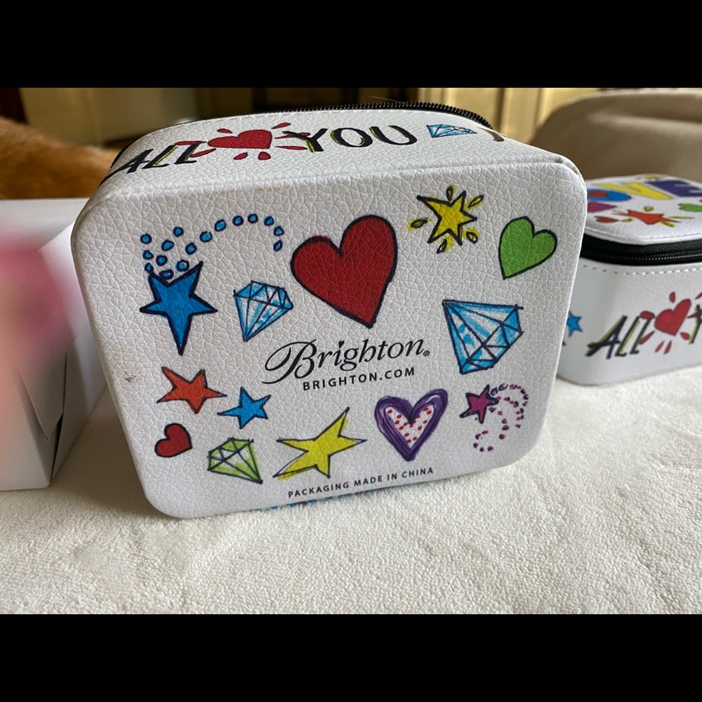 Brighton jewelry case “Love”